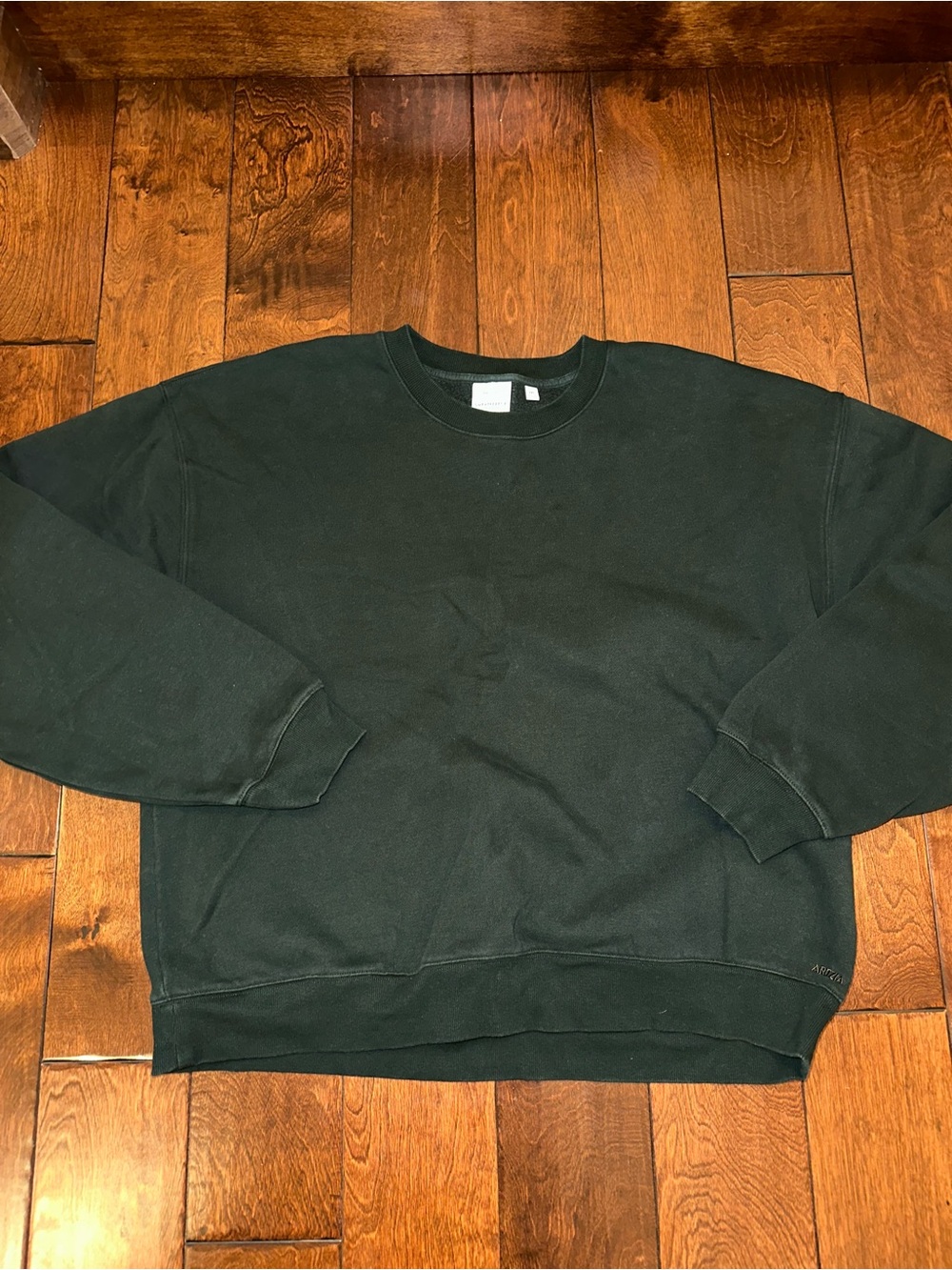 Aritzia Women's Crewneck Sweater - Dark Green